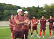 半岛体育登录-关于高温天气下中超比赛受影响，球员体能受考验的信息