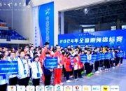 半岛体育官网-精彩纷呈的比赛为观众带来了无尽的乐趣