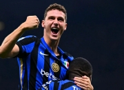 半岛体育官方入口-关于国际米兰后防表现稳固，助球队保持不败的信息