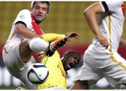 半岛体育课程-圣埃蒂安保持不败，摩纳哥全力追逐的简单介绍