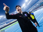 半岛体育课程-队长临危受命，领队取胜率领球队