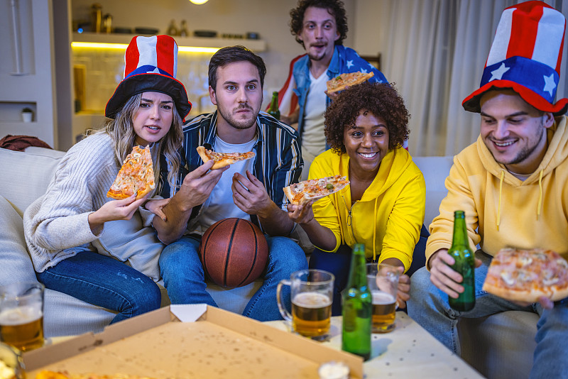 热门篮球比赛为球迷带来无尽激动 热门篮球比赛为球迷带来无尽激动