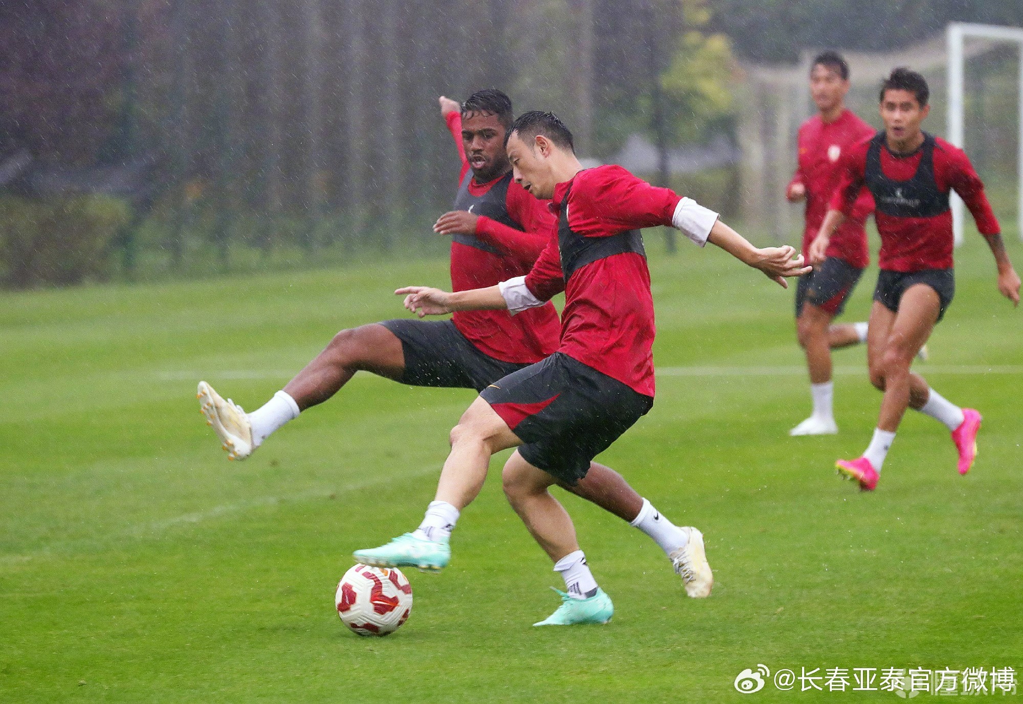 决胜时刻！备战的球队展现实力