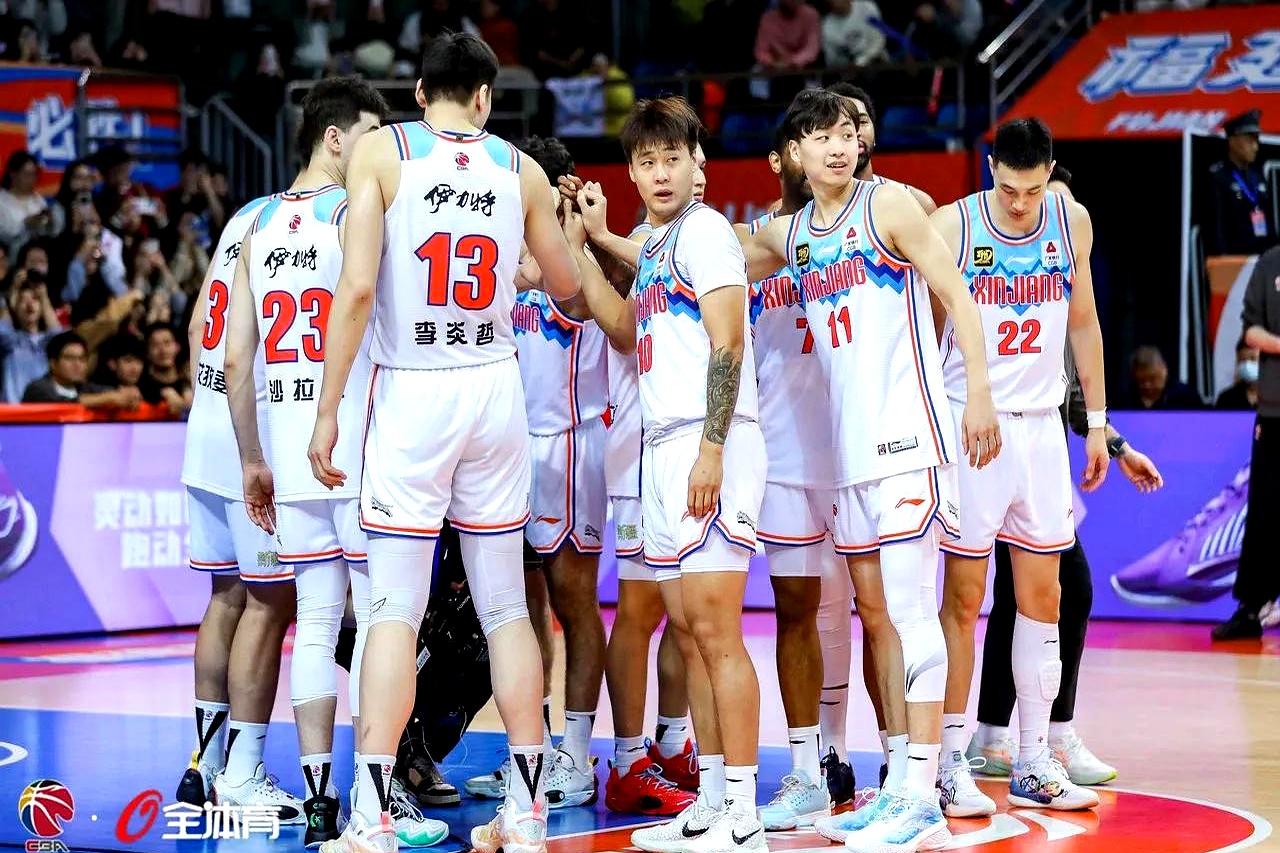 新疆队全力备战关键比赛,全队士气高涨的简单介绍 新疆队全力备战关键比赛,全队士气高涨的简单介绍