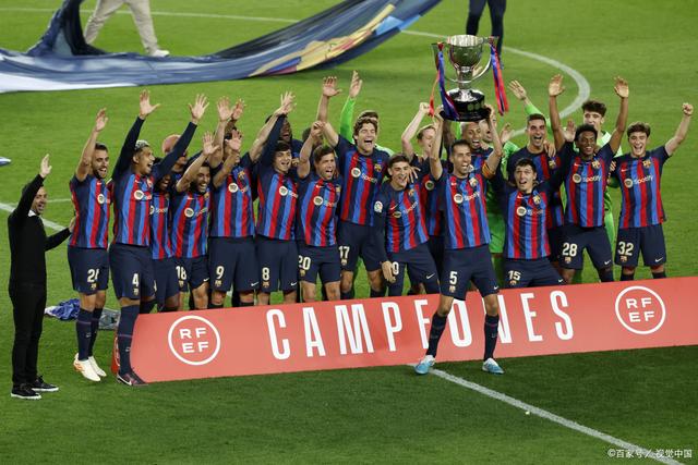 包含布斯克茨梅开二度,巴萨主场大胜的词条 包含布斯克茨梅开二度,巴萨主场大胜的词条