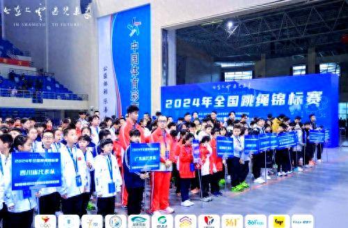 精彩纷呈的比赛为观众带来了无尽的乐趣 精彩纷呈的比赛为观众带来了无尽的乐趣