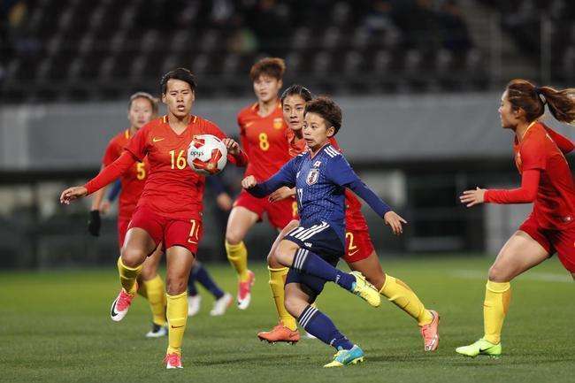 包含后卫进球成为杀手锏,帮助球队取得胜利的词条 包含后卫进球成为杀手锏,帮助球队取得胜利的词条