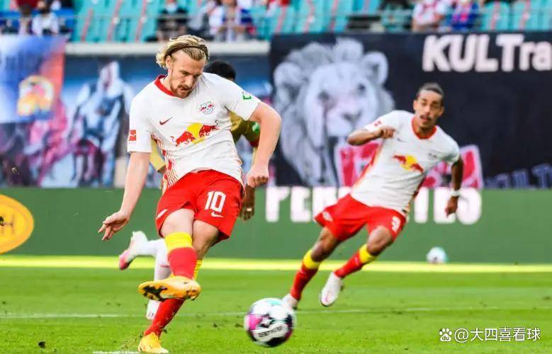 关于联赛榜首激战，德国足球风云变幻的信息