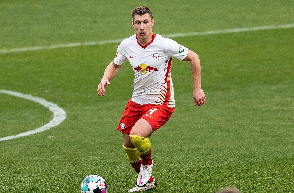 莱比锡红牛主场大胜，稳坐积分榜前列的简单介绍