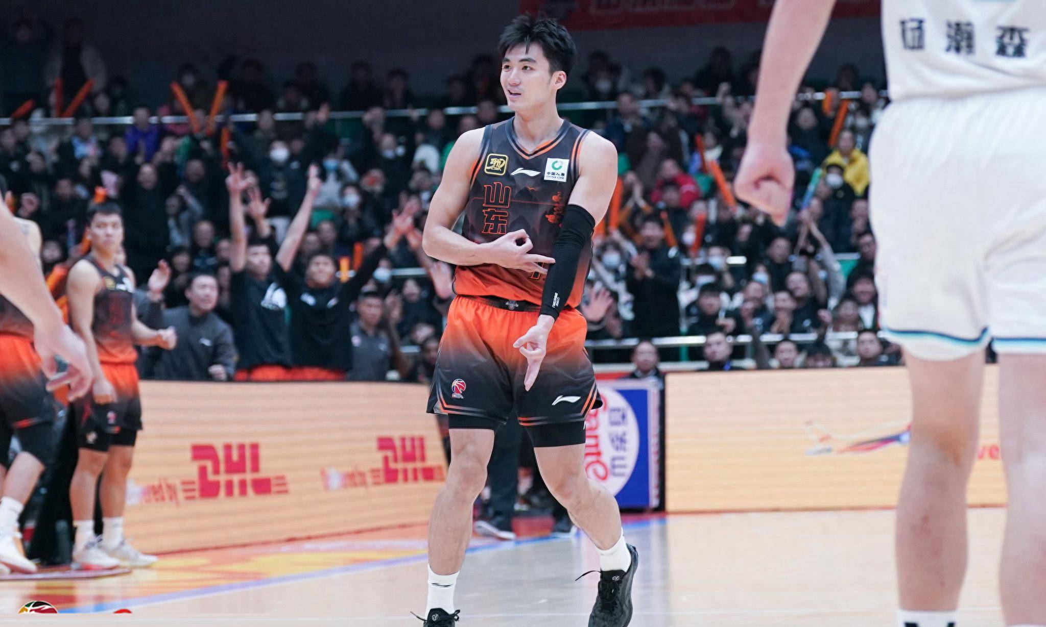 宁波队在与山东队对战中表现出非凡实力 宁波队在与山东队对战中表现出非凡实力